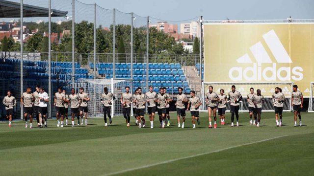 La_Liga-Real_Madrid-Alfredo_Di_Stefano-training